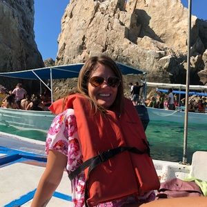 Meet your Posher, Daniella